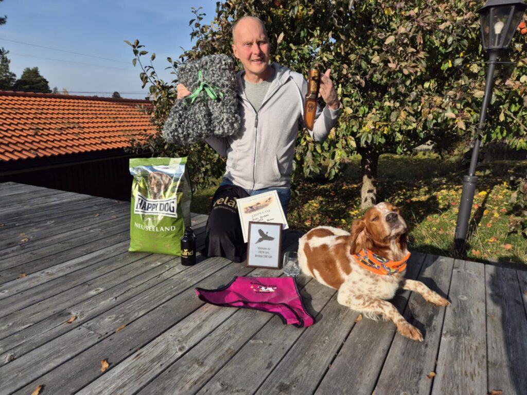 Flera foton på SM-Vinnaren Micke & Nemo och 2:an Stefan & Zita och många fina actionfoton på övriga hundar från Gotlandsprovet